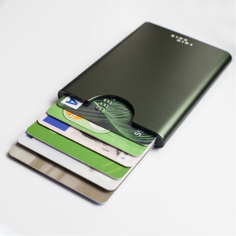 anti skimming card protector